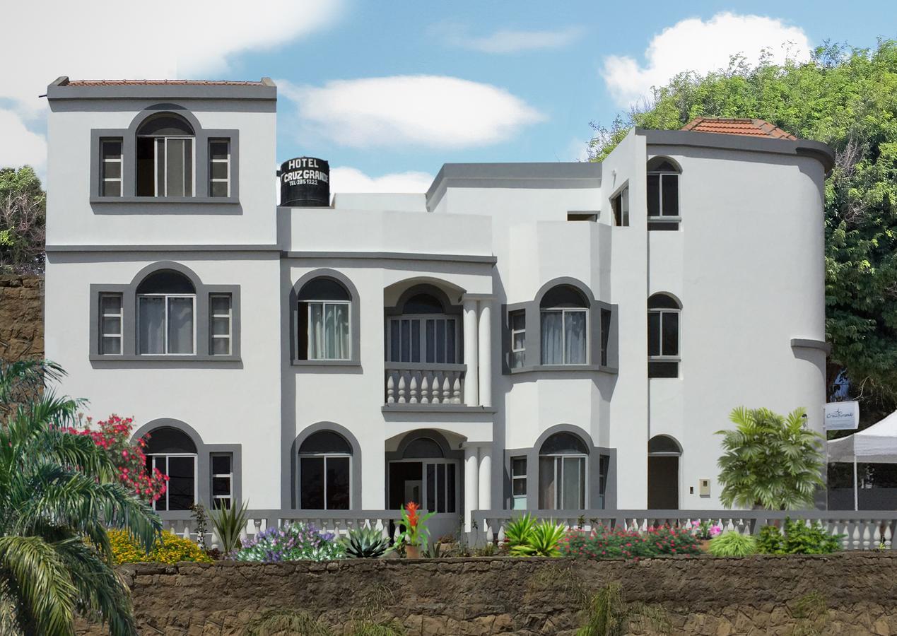 Hotel Cruz Grande-Brava Vila Nova Sintra المظهر الخارجي الصورة
